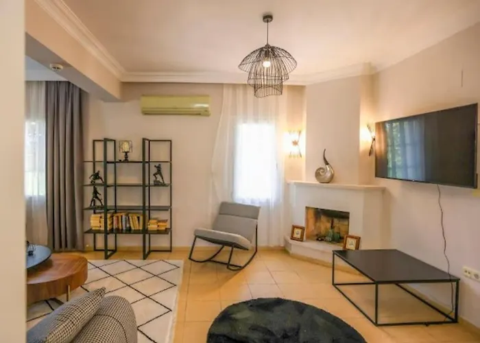 Derin Su Villa