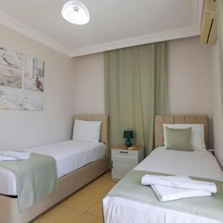 Derin Su פאטהיה